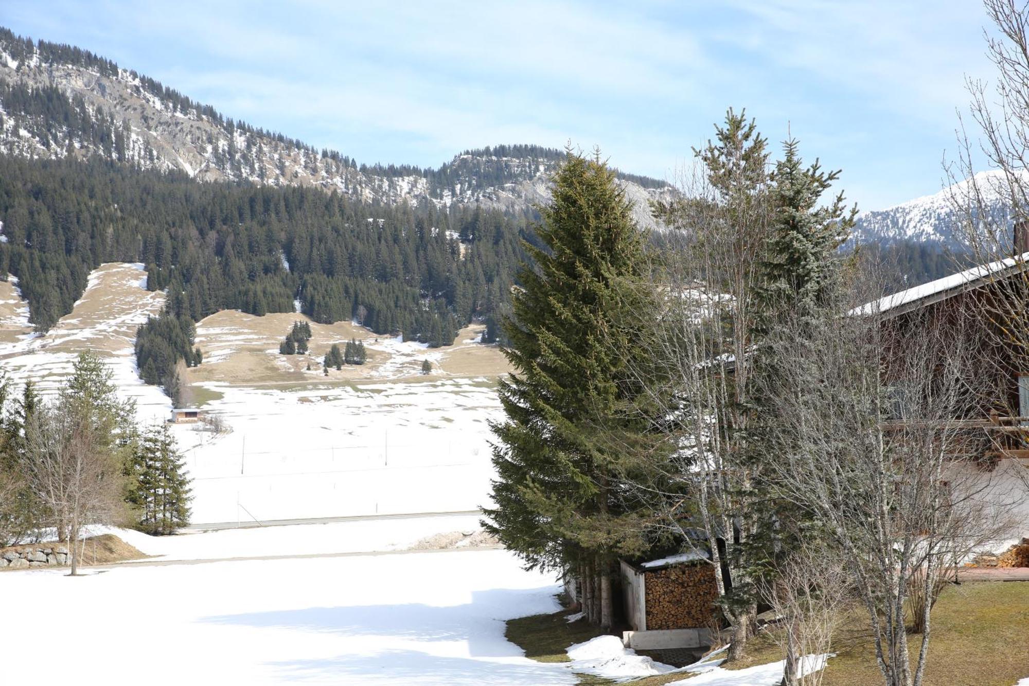 Kaeserstube Ferienwohnungen Tannheim Habitación foto